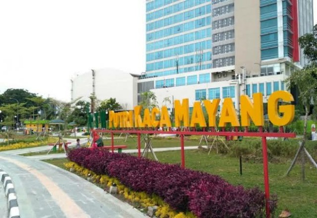 RTH Kaca Mayang diserahkan ke Pemko Pekanbaru.